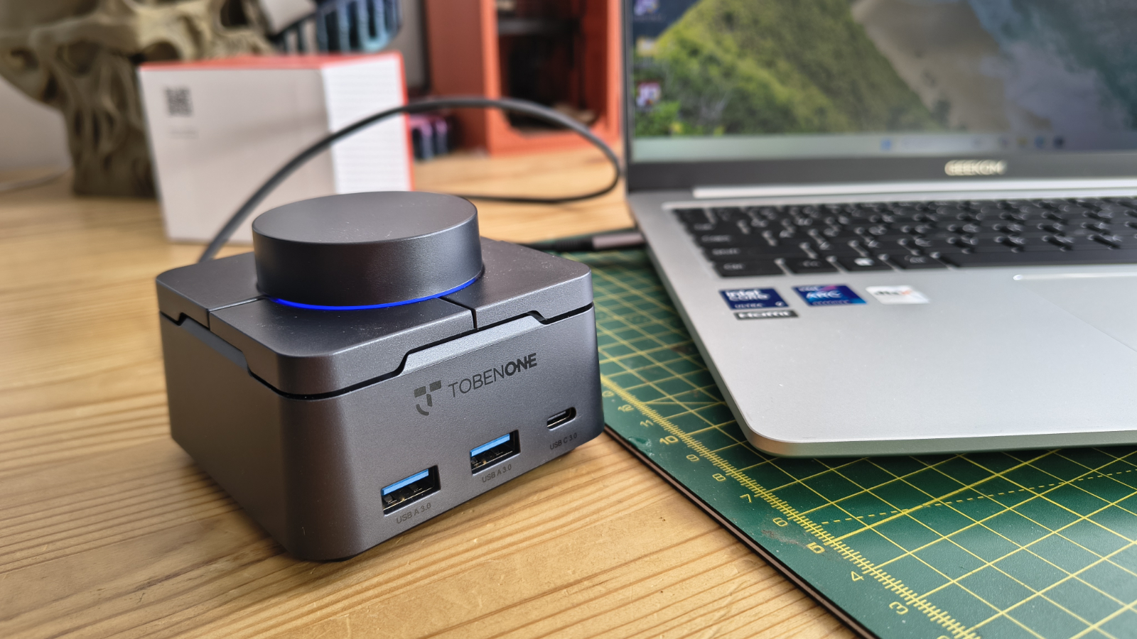 Estación de acoplamiento USB-C 11 en 1 TobenONE UDS060