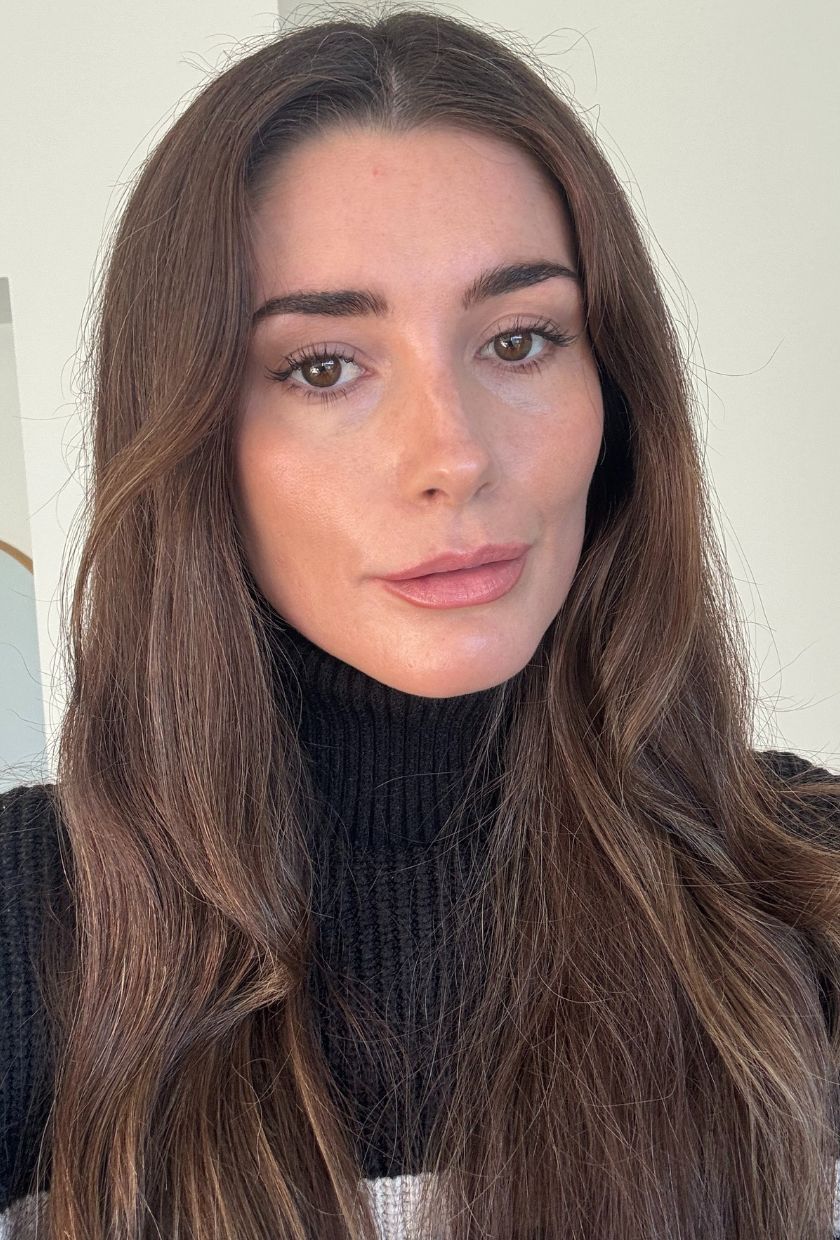 Eleanor wearing Maybelline Sky High Mascara in Waterproof