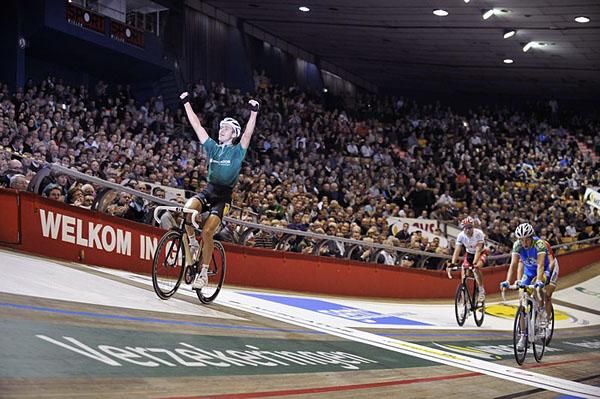Kenny De Ketele celebrates his win in the Madison.