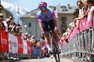 Dylan Groenewegen hit by motorcyclist while training, shares injury update and photos of broken bike