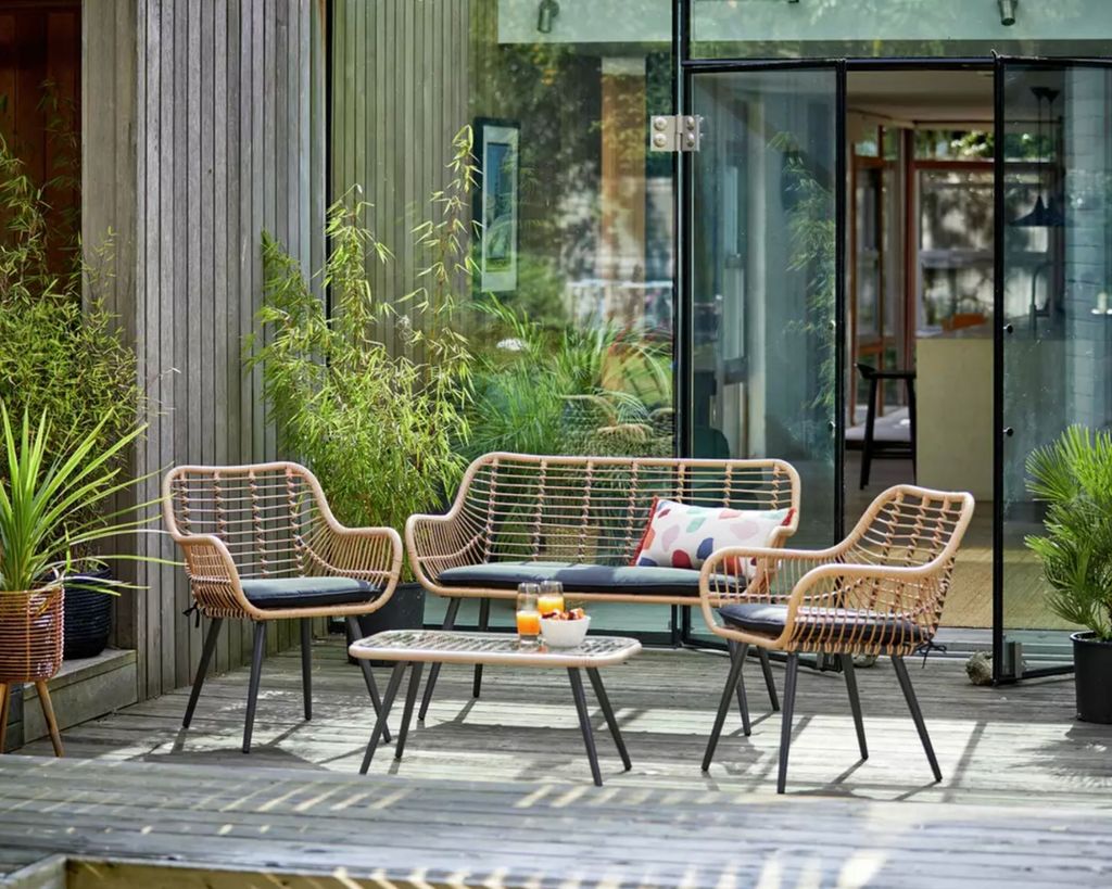 Argos garden furniture 8 practical sets we are lusting after Gardeningetc