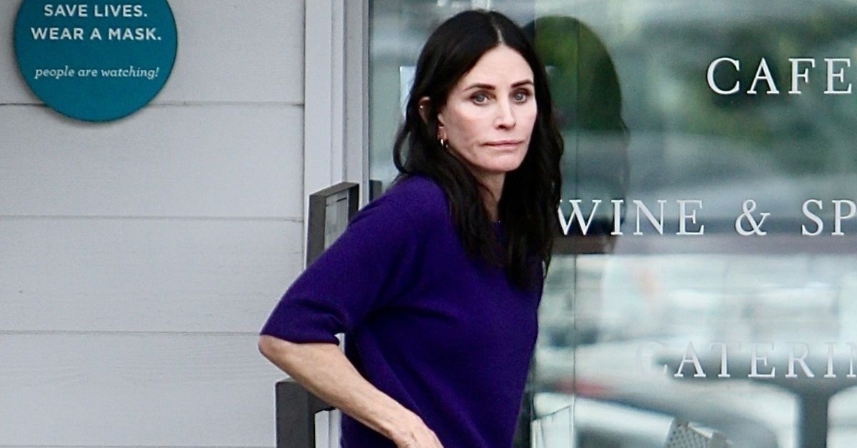 Courteney Cox Wears the Trainer Trend She Loved in the ’90s