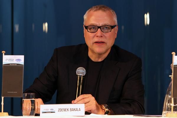 Zdenek Bakala speaks at the team press conference.