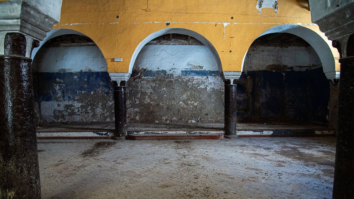 Medieval synagogue that predates the Inquisition found hidden under Spanish nightclub