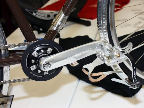 The Schlumpf crankset features two gear ratios built into the compact mechanism.
