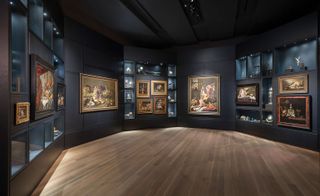 The result of a collaboration between Atelier TAG and Jodoin Lamarre Pratte Architectes, the project houses some 100 artworks donated by the Hornsteins to the museum 