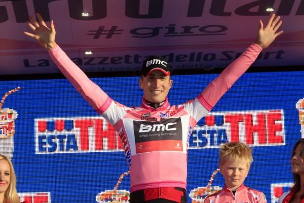 Taylor Phinney (BMC) won the opening stage of the 2012 Giro, the young American's first Grand Tour stage victory, and earned the maglia rosa.