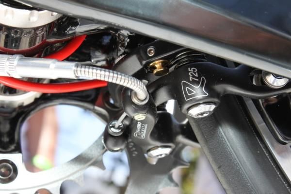 The Speed Concept 2 Series also uses a chainstay mounted rear brake.
