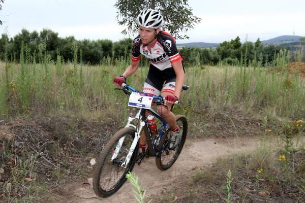 Rosemary Barnes in 11th in the elite women's race