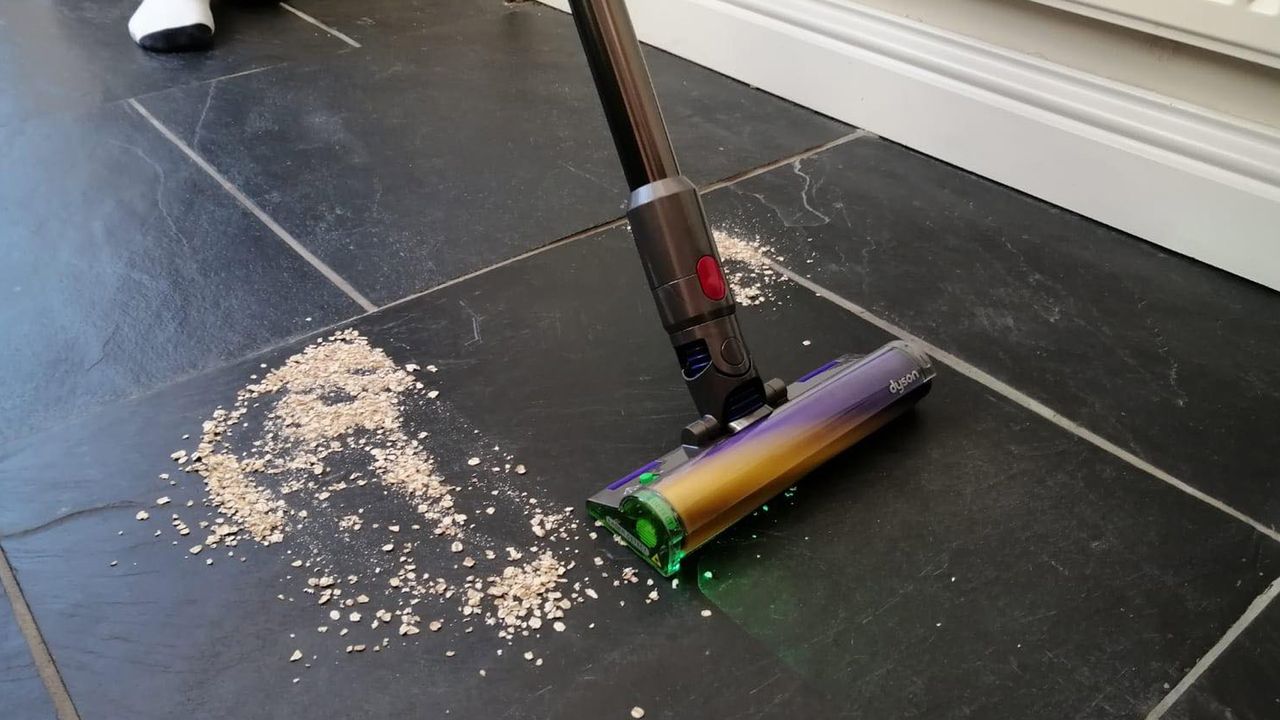 Dyson V15 Detect