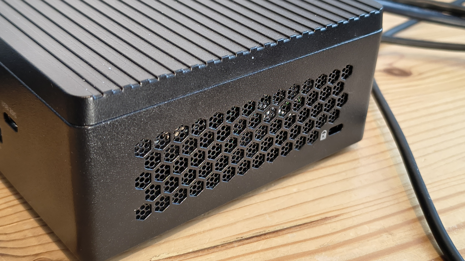 ECS EliteGroup LIVA Z11 Plus