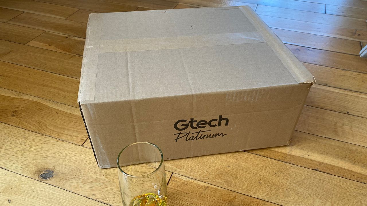 Gtech AirRAM Platinum box
