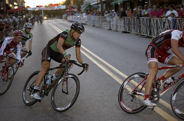 The men's peloton heads into the first turn in Beaufort.