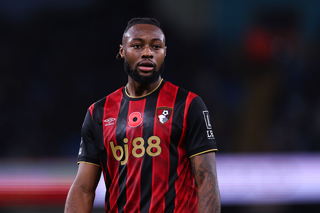 MANCHESTER, ENGLAND - NOVEMBER 2: Antoine Semenyo of Bournemouth during the Premier League match between Manchester City and Bournemouth at Etihad Stadium on November 2, 2025 in Manchester, England. (Photo by Robbie Jay Barratt - AMA/Getty Images)