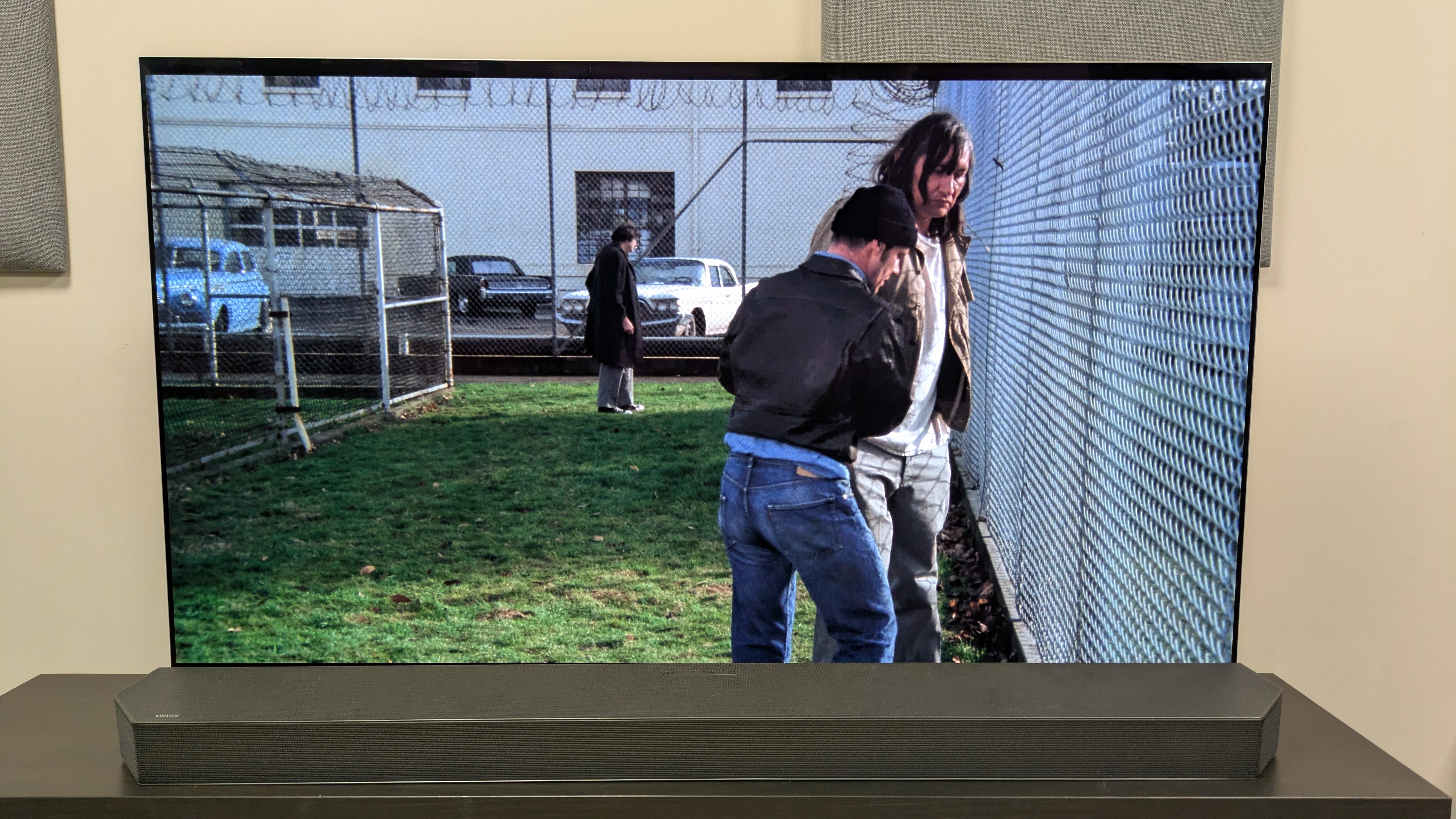 One Flew Over The Cuckoo's Nest 4K Blu-ray showing McMurphy and the Chief on some grass on the LG G5