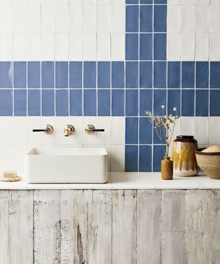 blue and grey backsplash