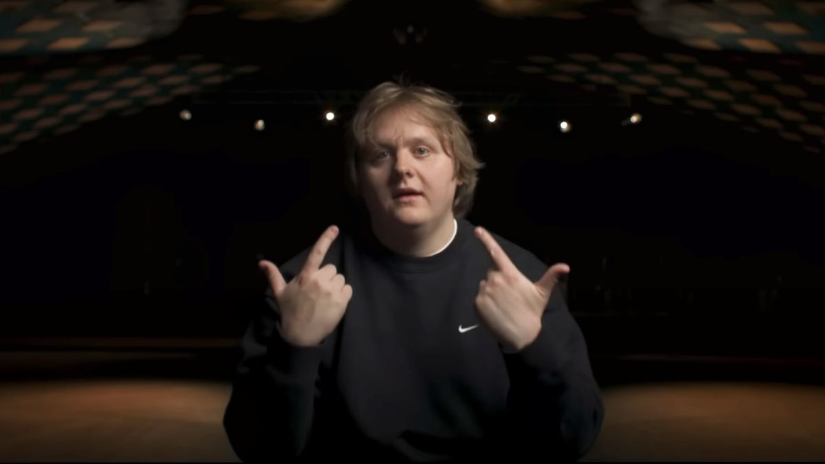 Lewis Capaldi in How I&#039;m Feeling Now