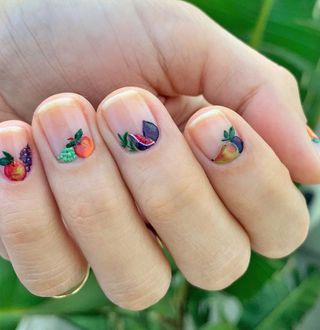 Tutti frutti nail art