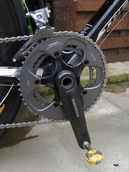 Phinney's bike is equipped with a SRAM S900 crankset as it comes in a 177.5mm length to accommodate his rangy frame.
