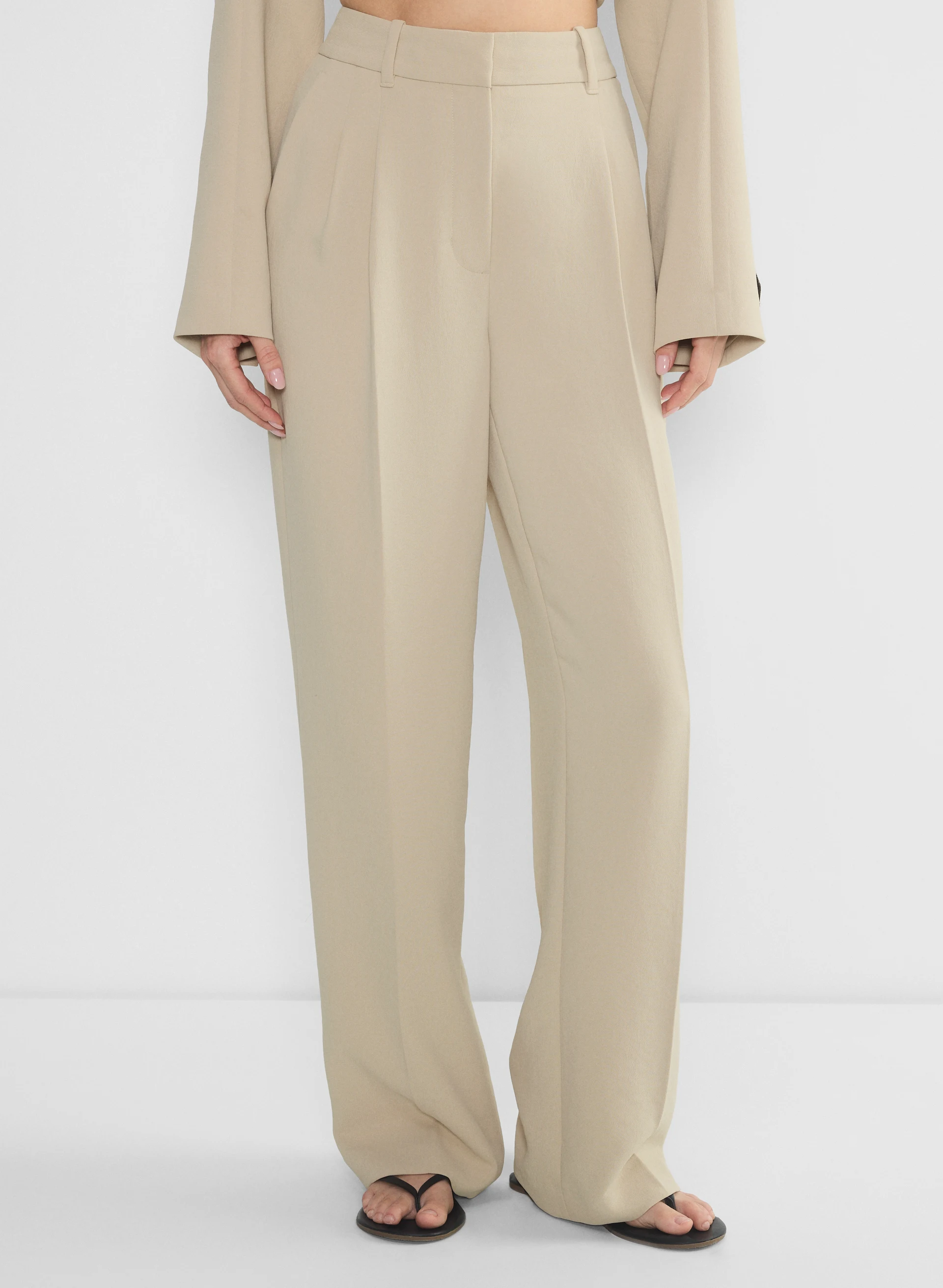 The Effortless Pant&trade;