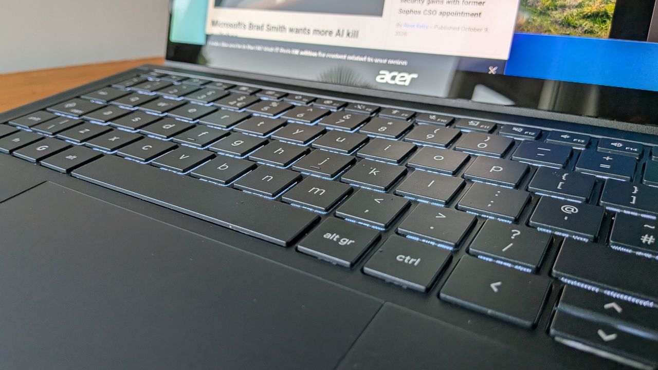 The Acer Googlebook 14 on a desk