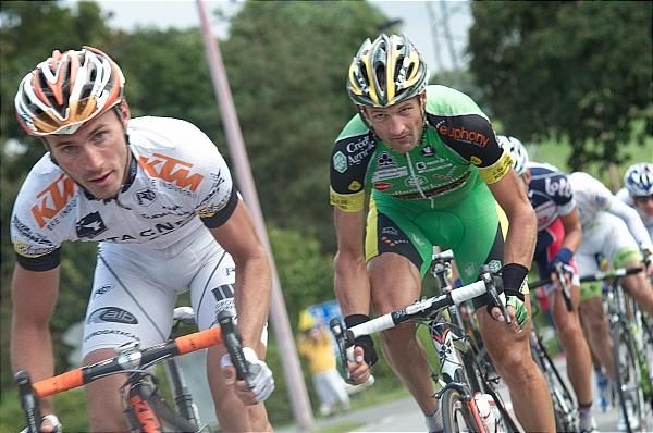 Florian Vachon (Bretagne-Schuller) and S&eacute;bastien Delfosse (Landbouwkrediet-Euphony)