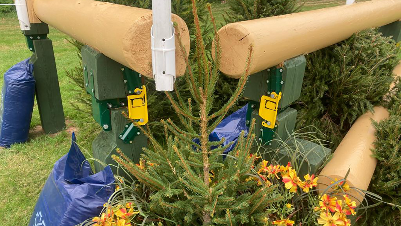 The yellow MIMclip is one of the different frangible devices being used in international eventing, but riders would like the penalties given to be reviewed.