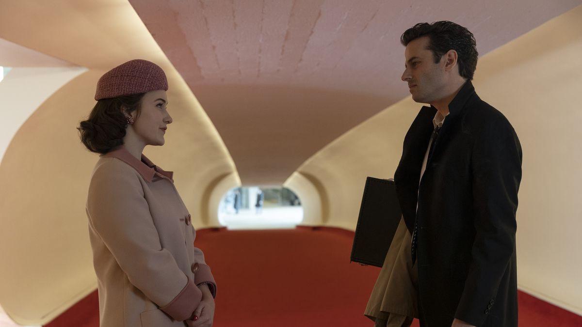 Rachel Brosnahan and Luke Kirby in The Marvelous Mrs. Maisel