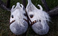 horseyslippers2.jpg