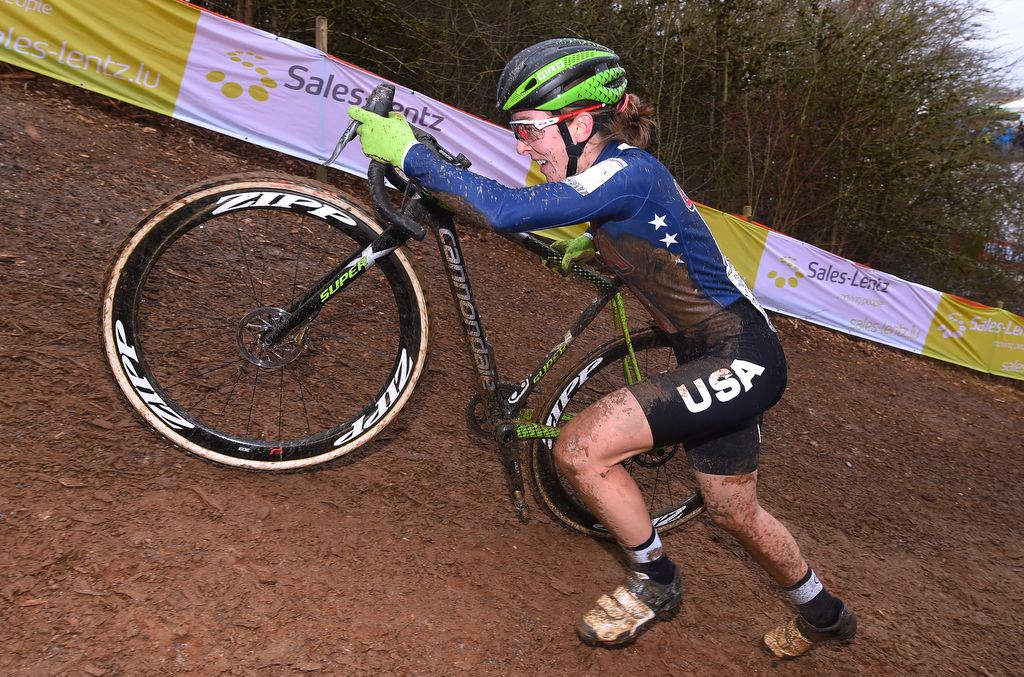 Kaitlin Antonneau (United States of America) riding to tenth