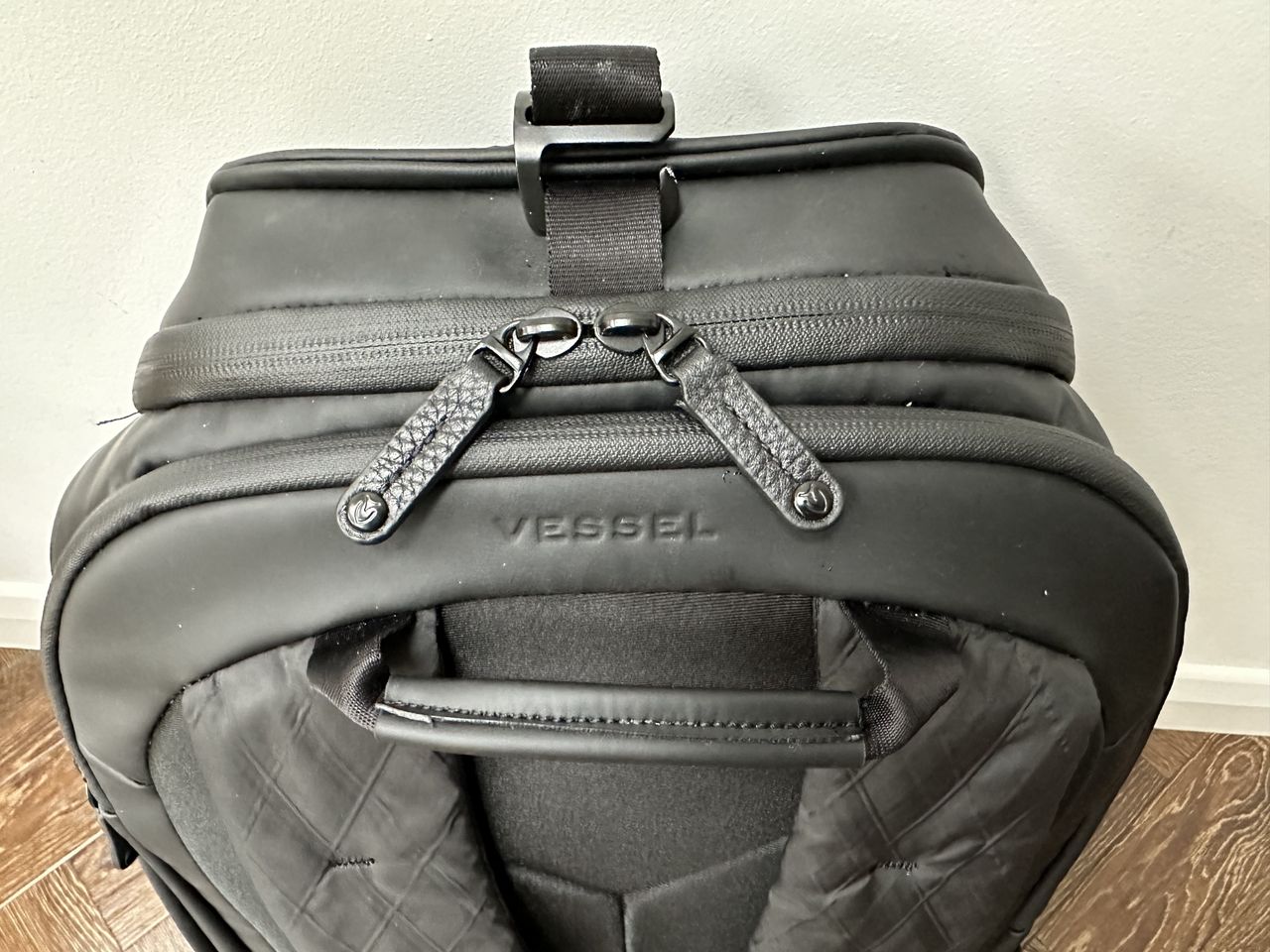 Vessel PrimeX Plus Backpack zips