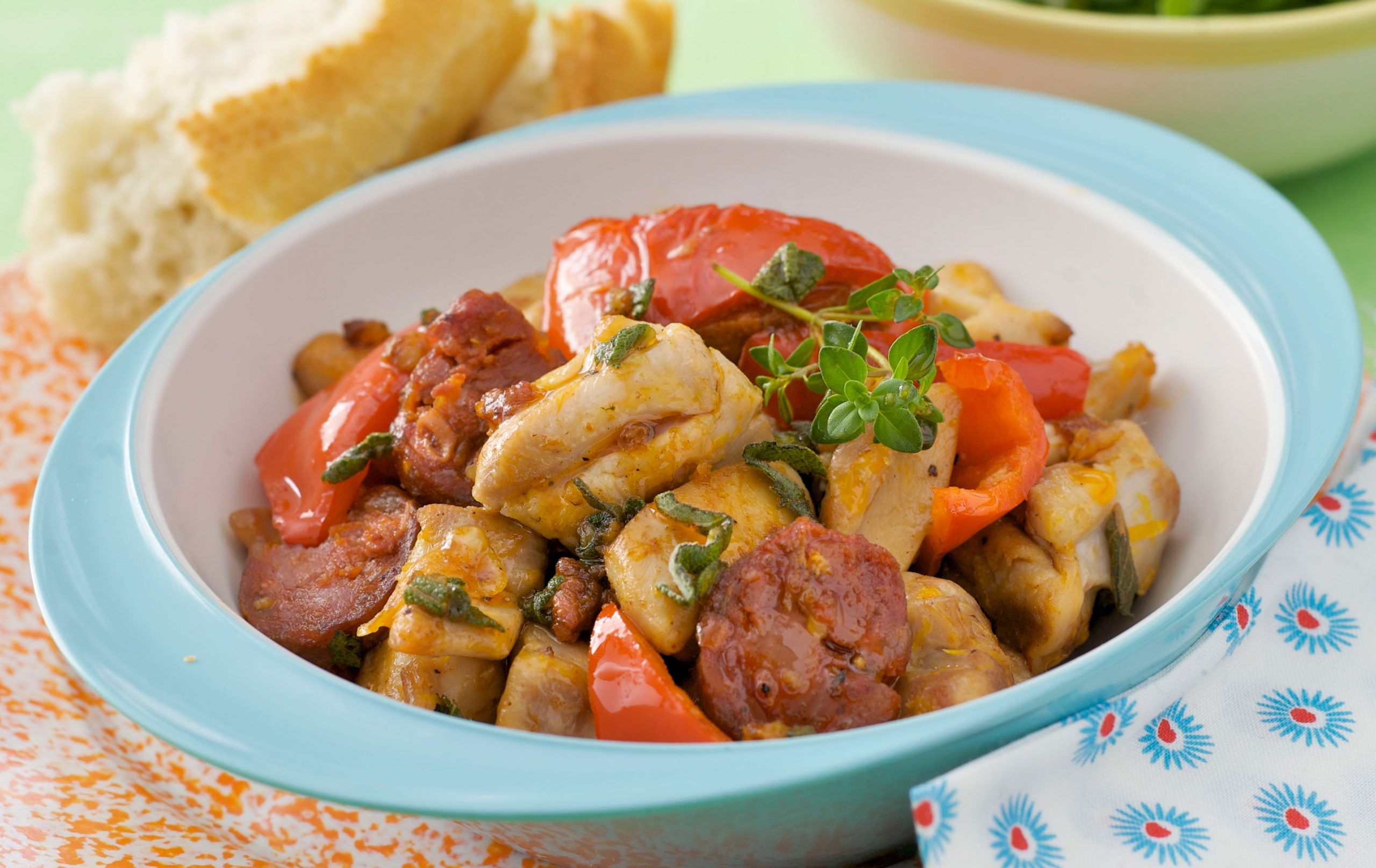 Spanish stir-fry chicken recipe