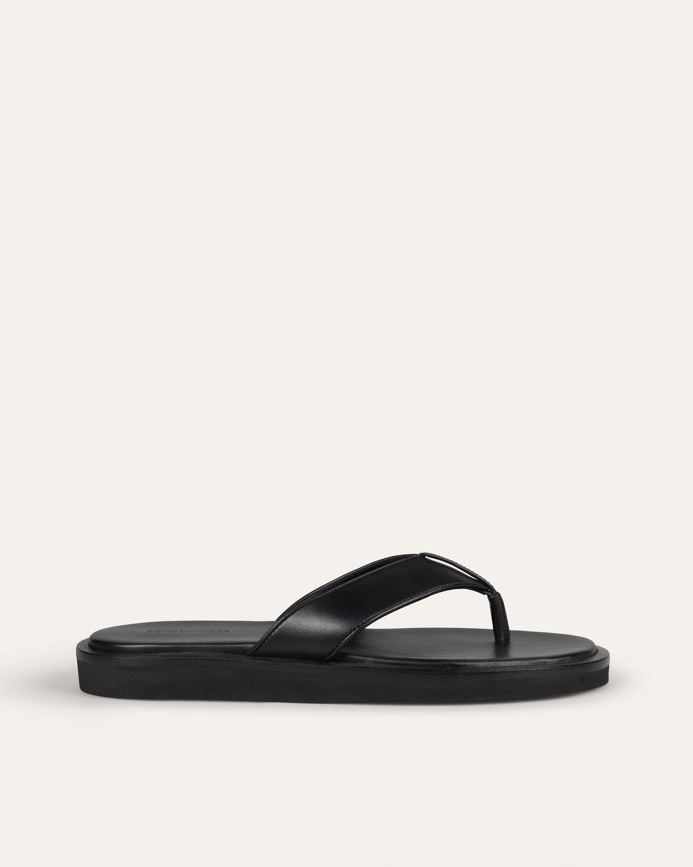Capri Thong, Black
