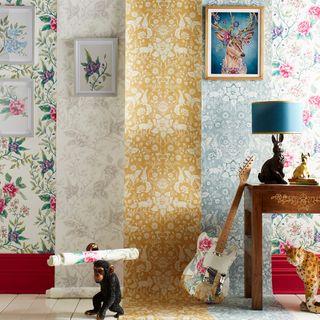 floral wallpaper in living room