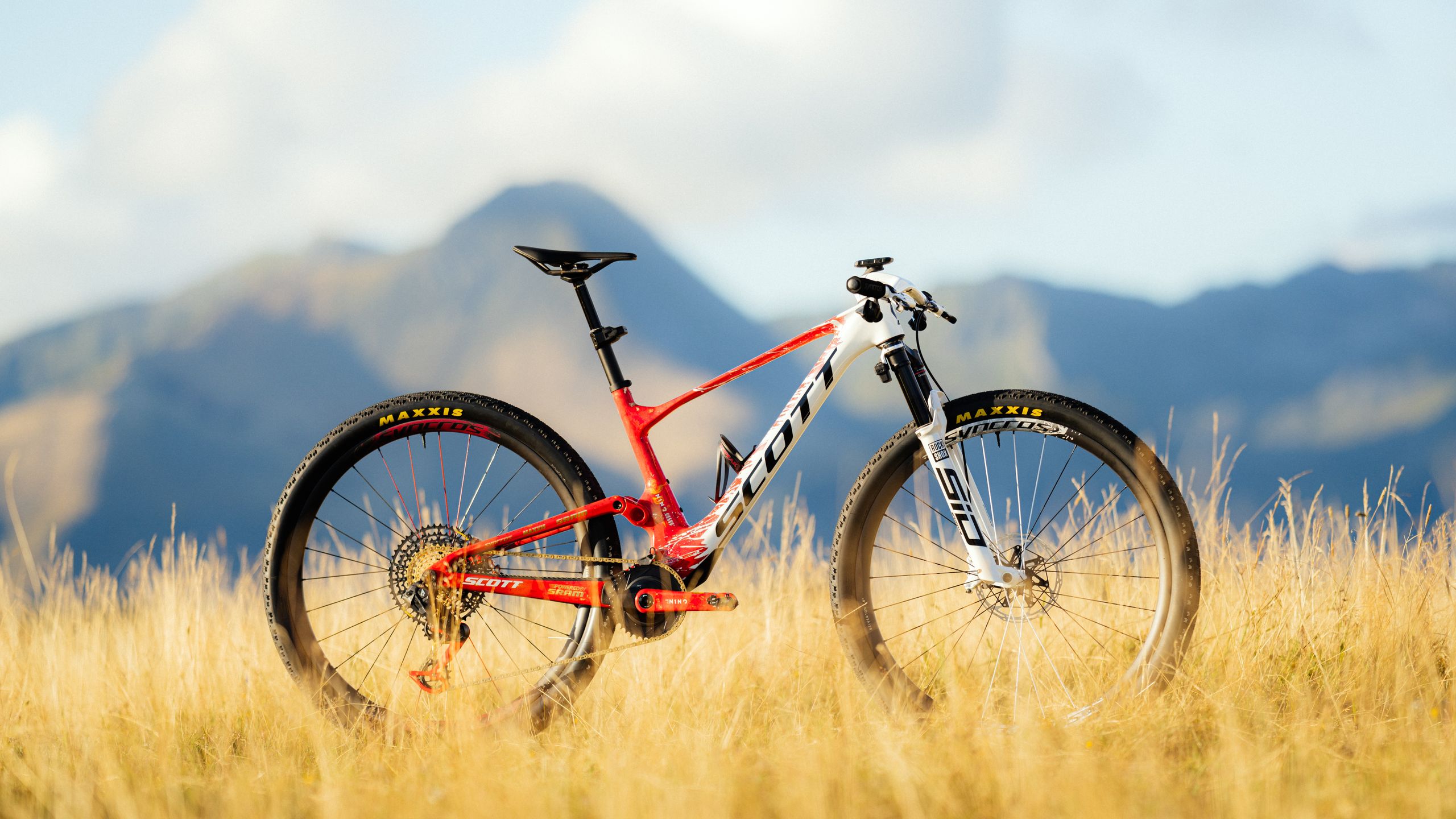 Scuf Racing Bike Scott creates insane custom Spark RC bike for MTB GOAT Nino Schurter to ...