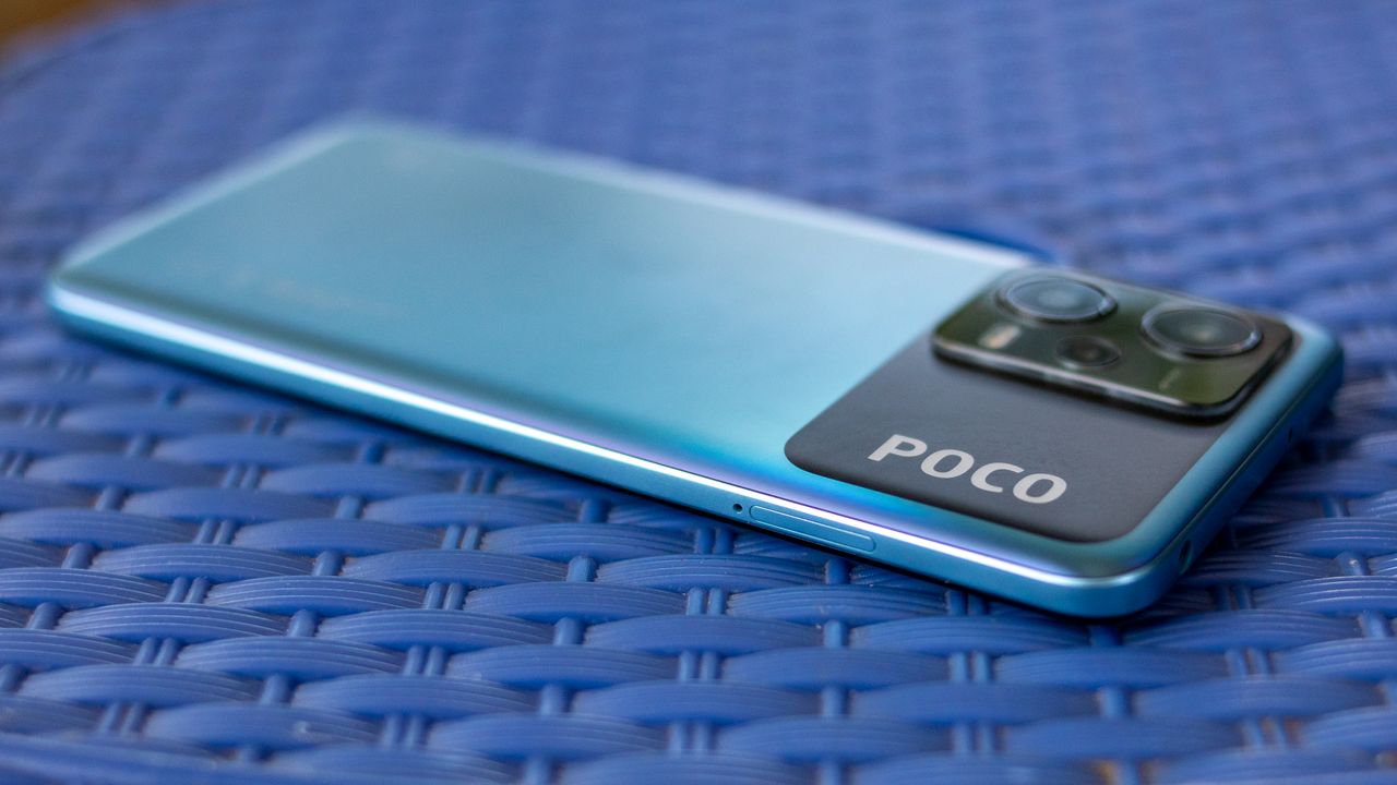 Poco X5 left side showing the SIM card tray