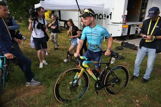 Mark Cavendish and his Wilier Filante SLR after winning his 35th Tour de France stage in 2024