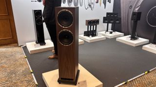 Fyne Audio F500S