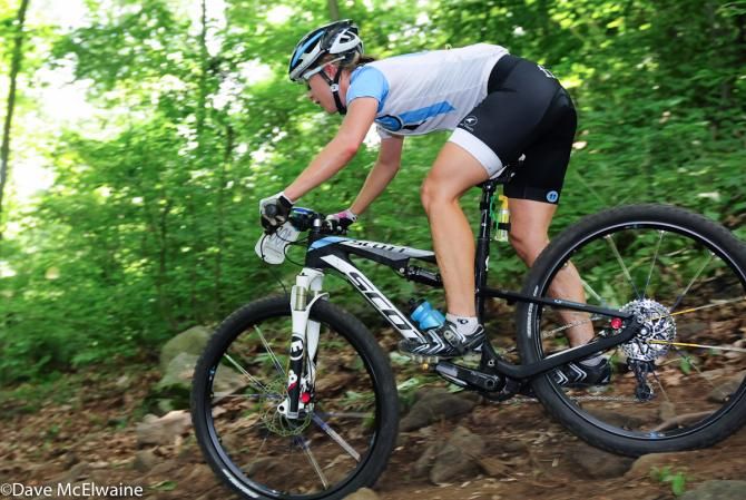 Chloe Woodruff (Crank Brothers) could not quite close the gap to Mary McConneloug. She rode alone for most of the race.