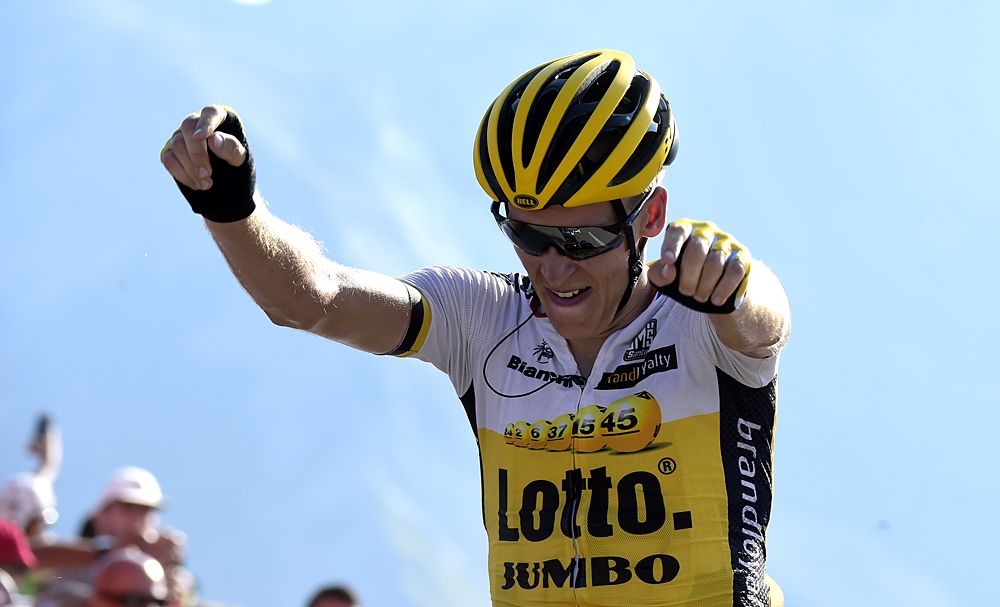 Robert Gesink (LottoNL-Jumbo) gets his first Grand Tour victory at the Vuelta