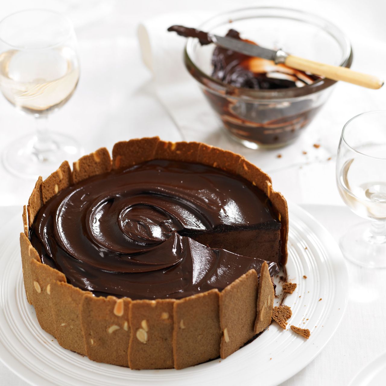 Photo of a chocolate and chestnut charlotte recipe