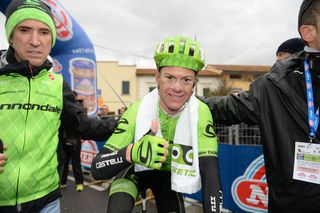 Thumbs up from Simon Clarke (Cannondale) after his victory