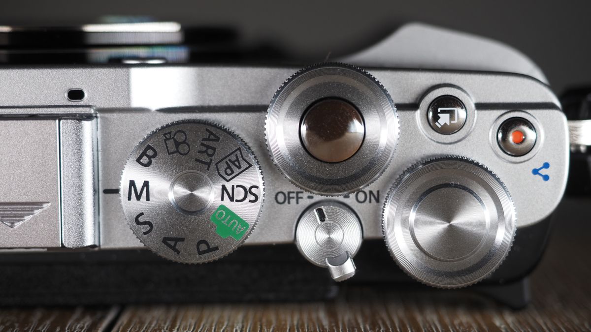 Olympus PEN E-P7