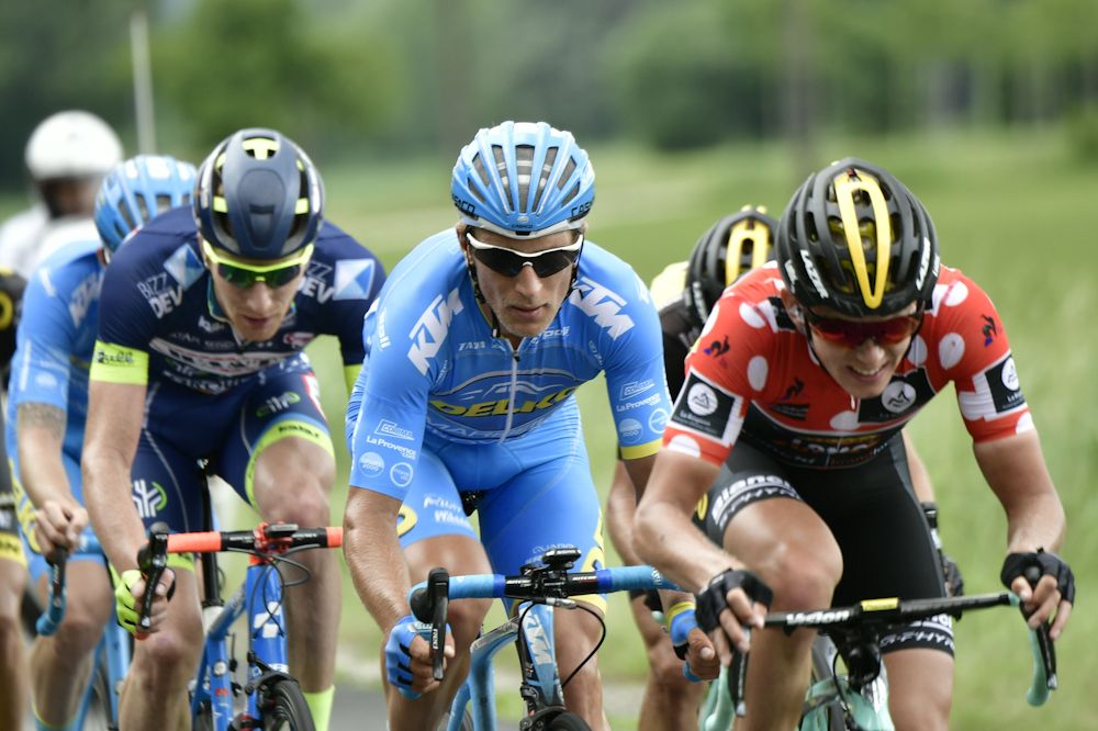 Koen Bouwman powers the breakaway during stage 3 at Dauphine