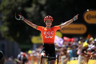 Stage 1 - Wiebes beats Vos to claim stage 1 win and yellow jersey at Tour de France Femmes