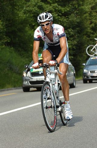 Reto Hollenstein (Vorarlberg-Corratec) went on a solo breakaway.