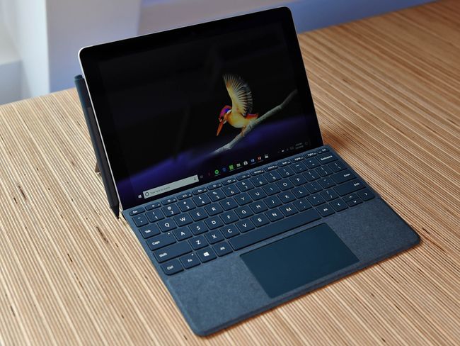 Costco selling unannounced Surface Go model with 4GB RAM, 128GB storage ...