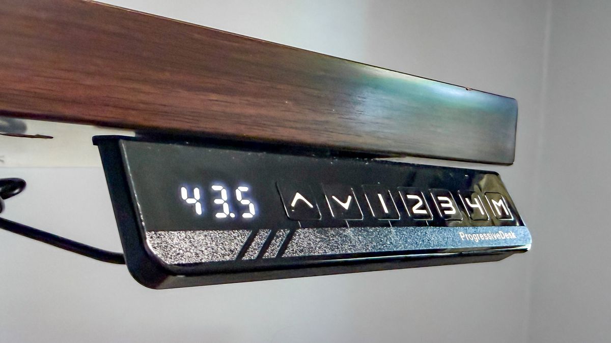 Progressive desk in controls
