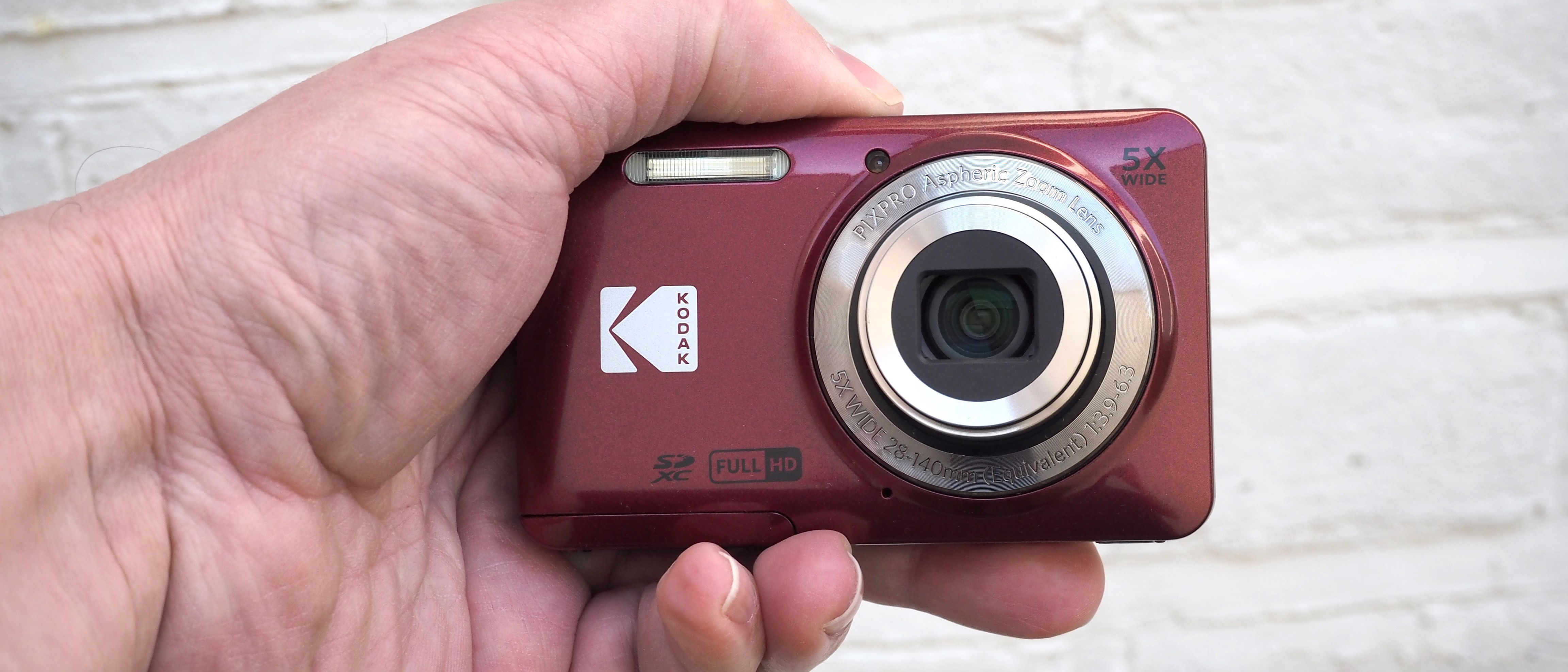 Kodak PIXPRO FZ55 Digital Camera (Red) + 32GB Memory Card + Point