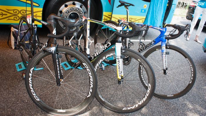 Look, it's Nibali's one-off shark bike